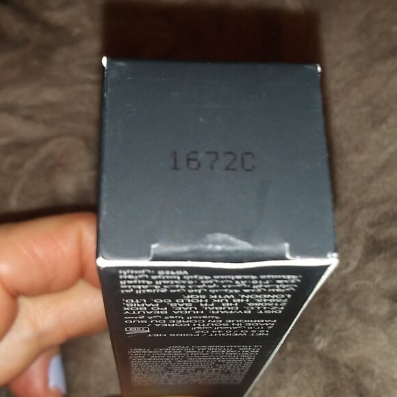 NIB Huda Beauty #Fauxfilter Skin Finish Foundation Stick .44oz Macchiato 400G - Picture 4 of 5